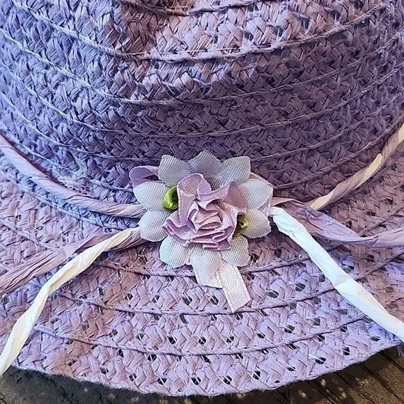 Girls spring purple floral straw hat fits 2-3T new condition 💜 - Picture 2 of 7